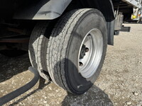 三菱ふそうキャンターアルミウイング小型（2t・3t）[写真33]