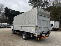 三菱ふそうキャンターアルミウイング小型（2t・3t）[写真05]