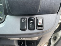 三菱ふそうキャンターアルミウイング小型（2t・3t）[写真08]