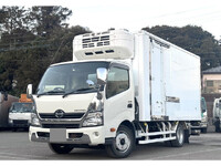 日野デュトロ冷凍車（冷蔵車）小型（2t・3t）
