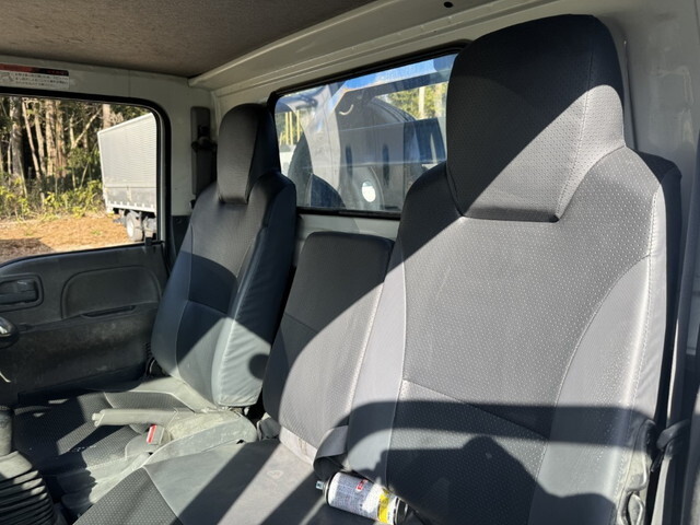 いすゞエルフ高所作業車小型（2t・3t）[写真15]