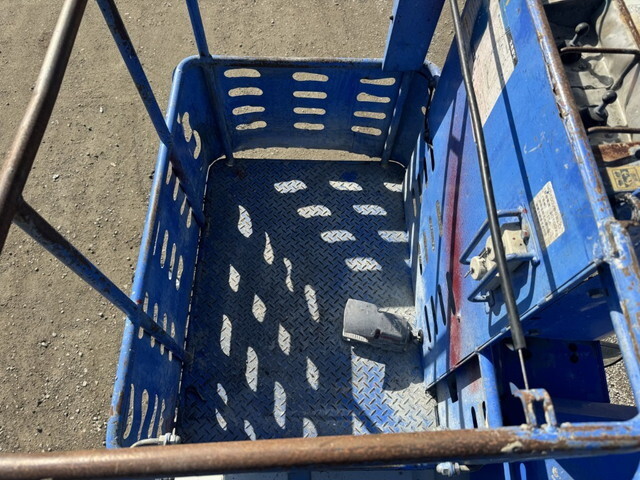 いすゞエルフ高所作業車小型（2t・3t）[写真24]