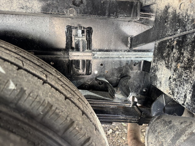 いすゞエルフ高所作業車小型（2t・3t）[写真30]