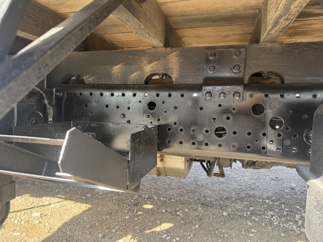 いすゞフォワードクレーン4段中型（4t）[写真32]