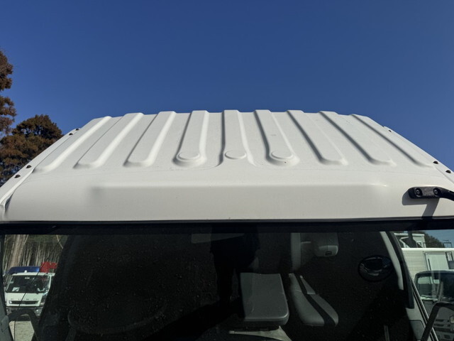 いすゞフォワードクレーン4段中型（4t）[写真36]