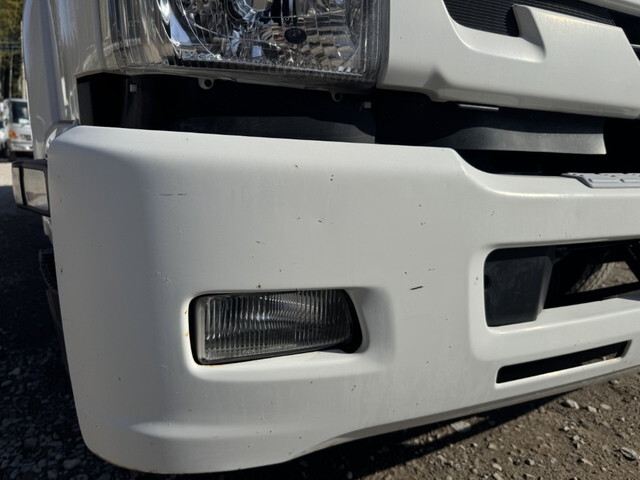 いすゞフォワードクレーン4段中型（4t）[写真40]