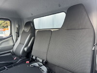 三菱ふそうキャンターアルミウイング小型（2t・3t）[写真14]