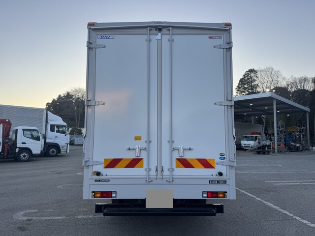 三菱ふそうキャンターアルミウイング小型（2t・3t）[写真14]