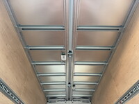 三菱ふそうキャンターアルミウイング小型（2t・3t）[写真18]