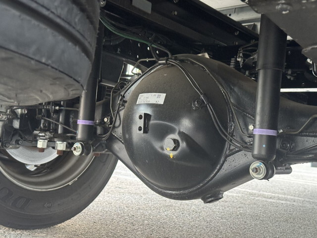 三菱ふそうキャンターアルミウイング小型（2t・3t）[写真26]