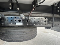 三菱ふそうキャンターアルミウイング小型（2t・3t）[写真28]