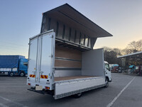 三菱ふそうキャンターアルミウイング小型（2t・3t）[写真02]