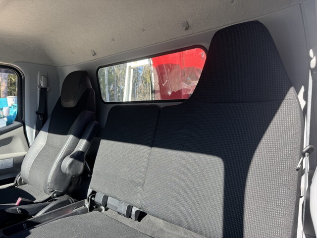 三菱ふそうキャンタークレーン4段小型（2t・3t）[写真13]