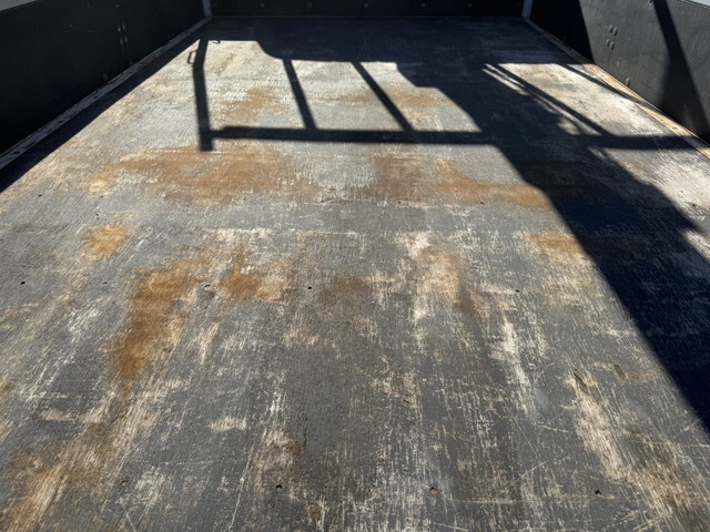 三菱ふそうキャンタークレーン4段小型（2t・3t）[写真18]