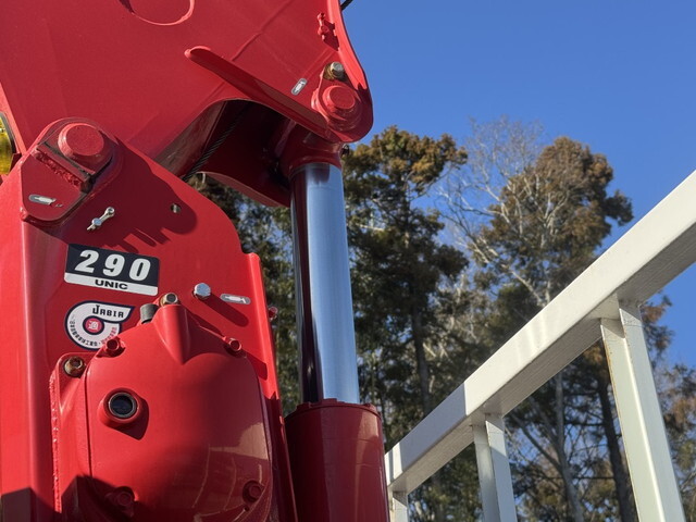 三菱ふそうキャンタークレーン4段小型（2t・3t）[写真21]