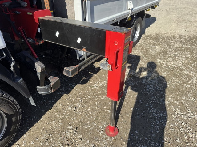 三菱ふそうキャンタークレーン4段小型（2t・3t）[写真23]