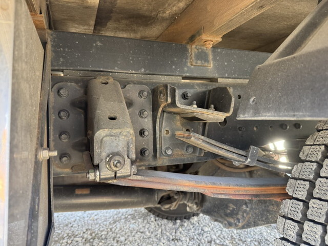 三菱ふそうキャンタークレーン4段小型（2t・3t）[写真32]