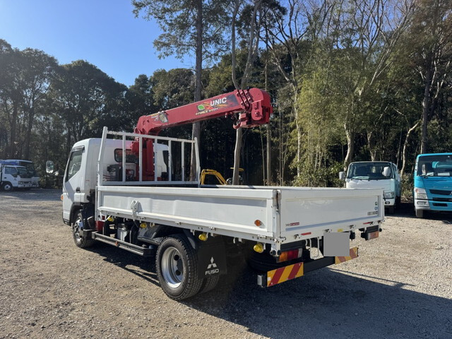 三菱ふそうキャンタークレーン4段小型（2t・3t）[写真04]