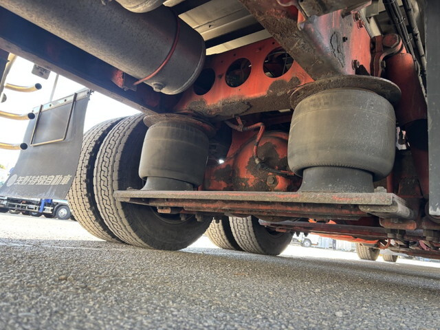 三菱ふそうスーパーグレート冷凍車（冷蔵車）大型（10t）[写真30]