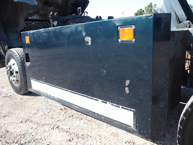 日野レンジャー深ダンプ（土砂禁ダンプ）増トン（6t・8t）[写真24]