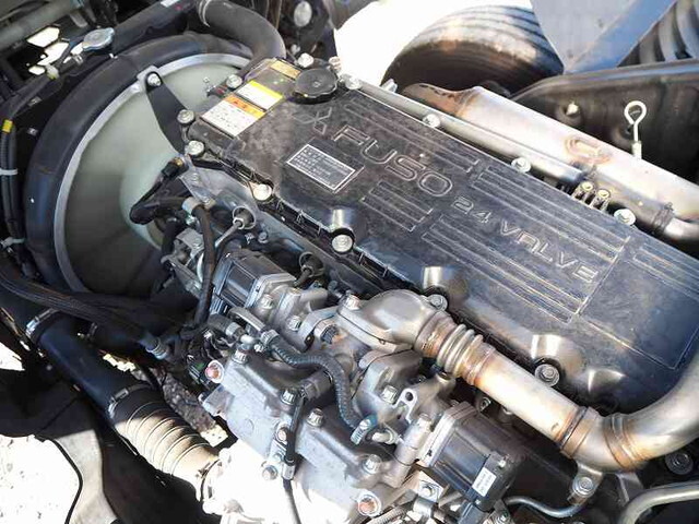 三菱ふそうファイター家畜運搬車小型（2t・3t）[写真31]