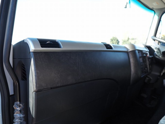 三菱ふそうファイター家畜運搬車小型（2t・3t）[写真32]