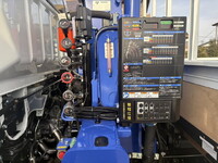 三菱ふそうキャンタークレーン4段小型（2t・3t）[写真19]