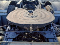 UDトラックスクオントレーラーヘッド（トラクターヘッド）大型（10t）[写真12]