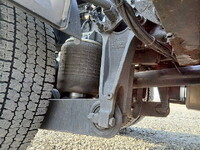 UDトラックスクオントレーラーヘッド（トラクターヘッド）大型（10t）[写真22]