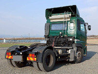 UDトラックスクオントレーラーヘッド（トラクターヘッド）大型（10t）[写真04]