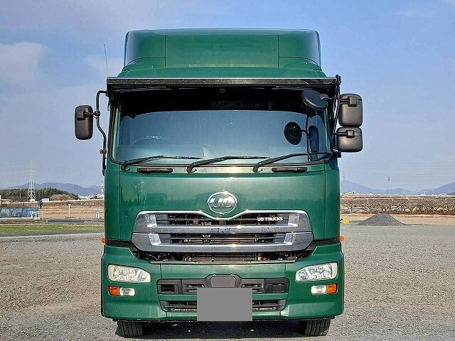 UDトラックスクオントレーラーヘッド（トラクターヘッド）大型（10t）[写真04]