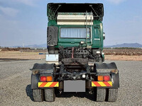 UDトラックスクオントレーラーヘッド（トラクターヘッド）大型（10t）[写真07]