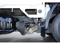 いすゞエルフ平ボディ小型（2t・3t）[写真24]