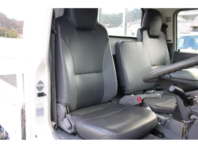 いすゞエルフ平ボディ小型（2t・3t）[写真37]