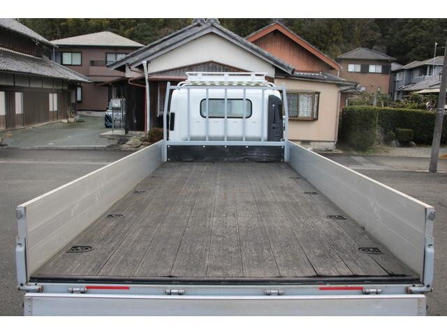 マツダタイタンアルミブロック小型（2t・3t）[写真09]