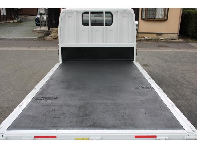日産アトラス平ボディ小型（2t・3t）[写真13]