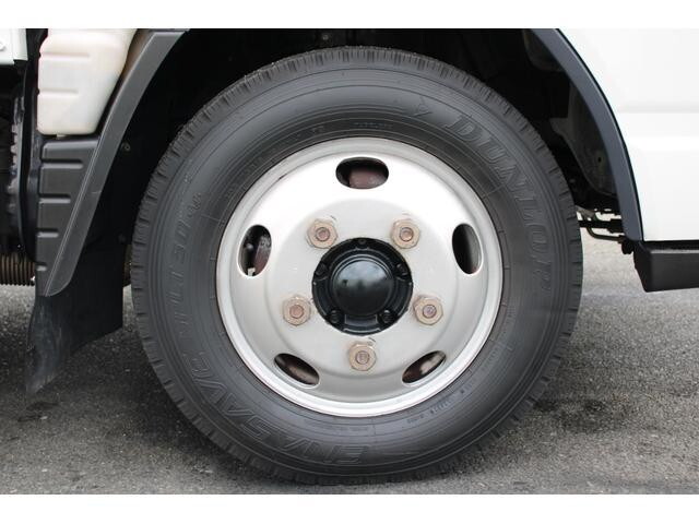 日産アトラス平ボディ小型（2t・3t）[写真24]