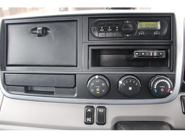 日産アトラス平ボディ小型（2t・3t）[写真27]