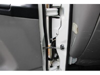 日産アトラス平ボディ小型（2t・3t）[写真36]