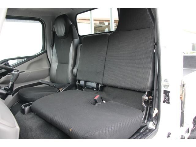 日産アトラス平ボディ小型（2t・3t）[写真37]