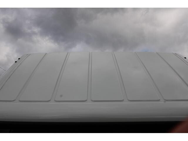 日産アトラス平ボディ小型（2t・3t）[写真09]