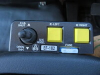 三菱ふそうファイターダンプ中型（4t）[写真19]