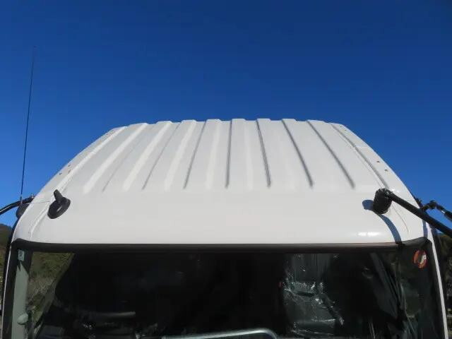 三菱ふそうファイターダンプ中型（4t）[写真05]