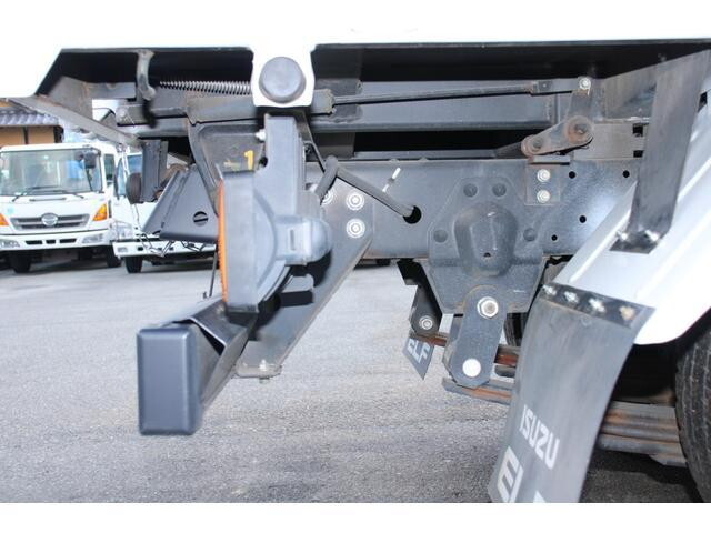 いすゞエルフダンプ小型（2t・3t）[写真24]