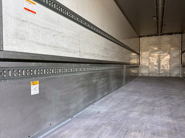 三菱ふそうスーパーグレートパネルウイング大型（10t）[写真14]