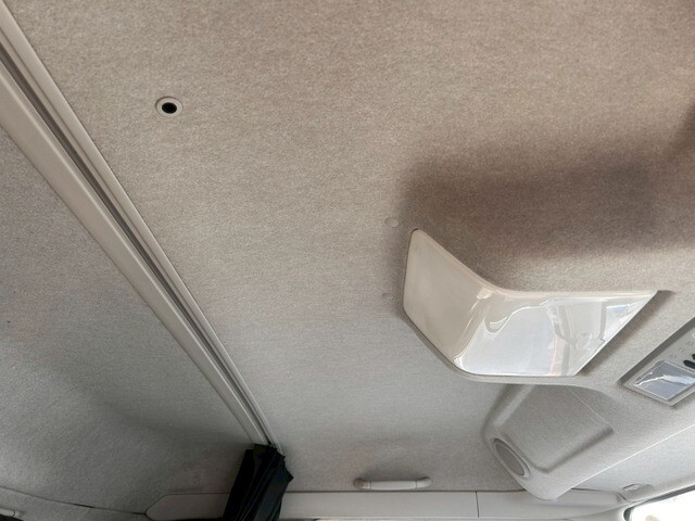 三菱ふそうスーパーグレートパネルウイング大型（10t）[写真18]