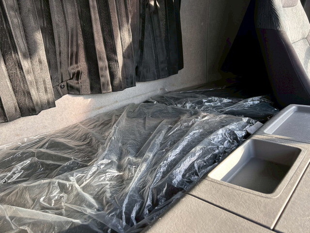 三菱ふそうスーパーグレートパネルウイング大型（10t）[写真19]