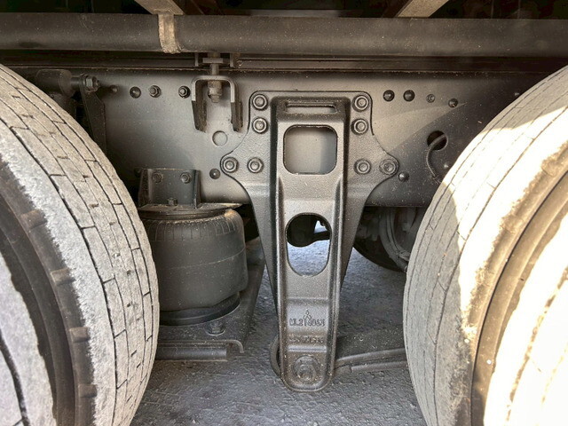 三菱ふそうスーパーグレートパネルウイング大型（10t）[写真40]