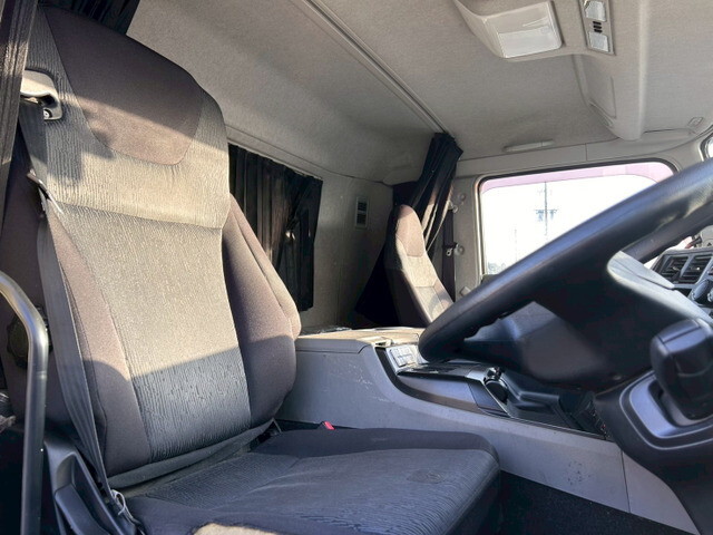 三菱ふそうスーパーグレートパネルウイング大型（10t）[写真05]