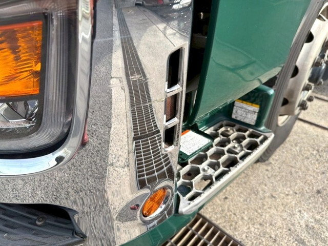 日野プロフィアアルミブロック大型（10t）[写真14]